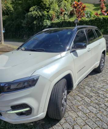JEEP COMMANDER 2.0 TD380 TURBO DIESEL OVERLAND AT9